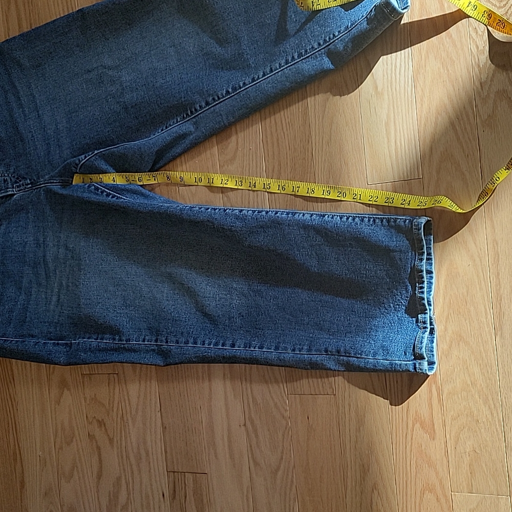 Levi's Ribcage Straight - Picture 7 of 13